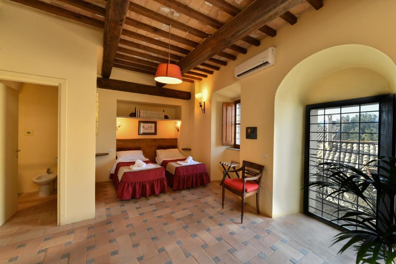 Castello Costaguti Hotel Roccalvecce Exterior foto
