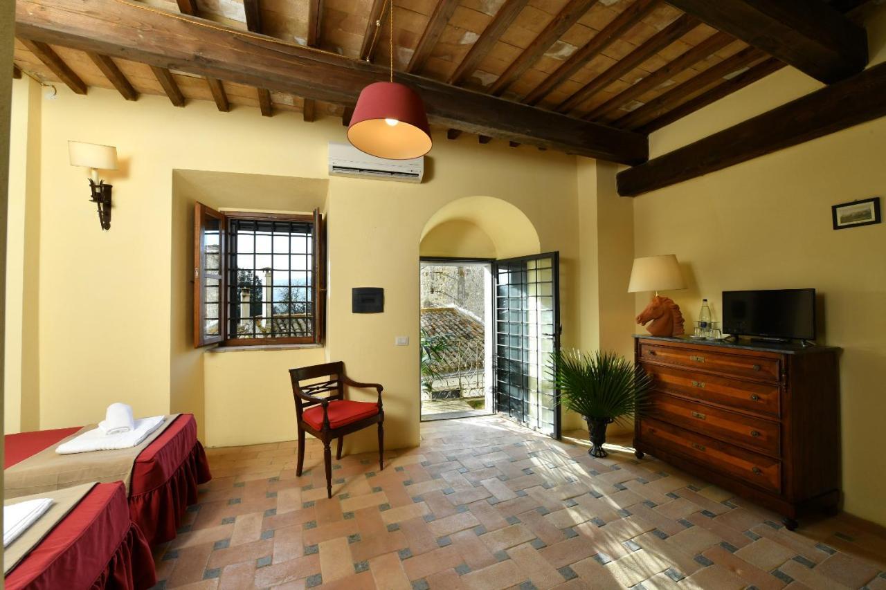 Castello Costaguti Hotel Roccalvecce Exterior foto
