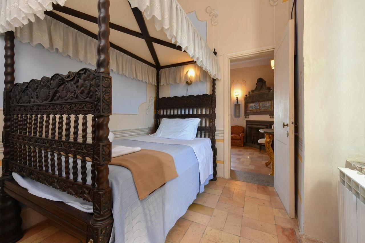 Castello Costaguti Hotel Roccalvecce Exterior foto